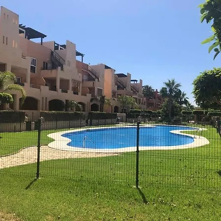 Apartment Bajo Con Jardin A Pie De Playa Y Piscina Comunitaria Con Jacuzzi