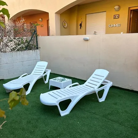 Bajo Con Jardin A Pie De Playa Y Piscina Comunitaria Con Jacuzzi *